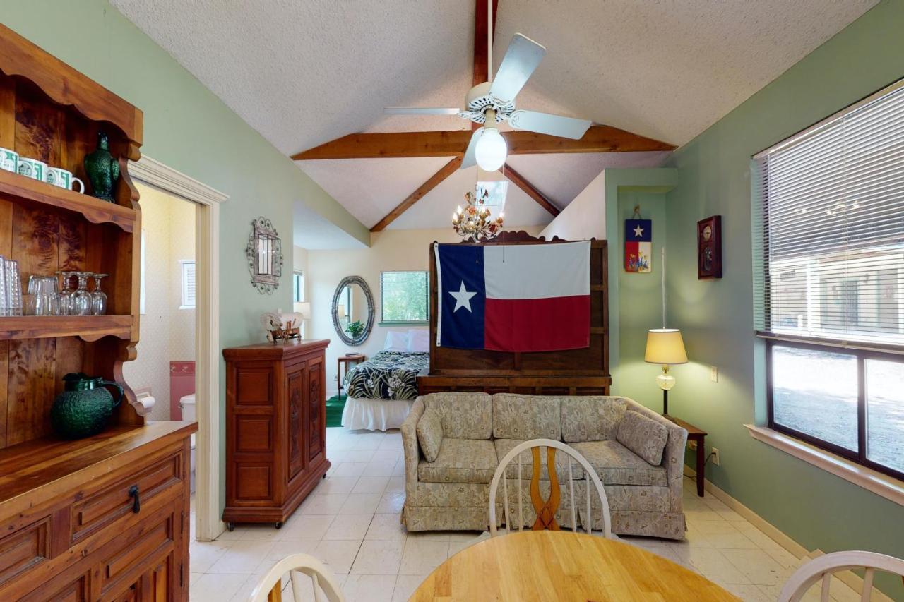 Shamrock Cottage Ingram ภายนอก รูปภาพ
